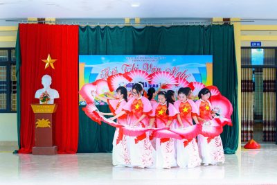 HỘI DIỄN VĂN NGHỆ CHÀO MỪNG NGÀY NHÀ GIÁO VIỆT NAM 20/11